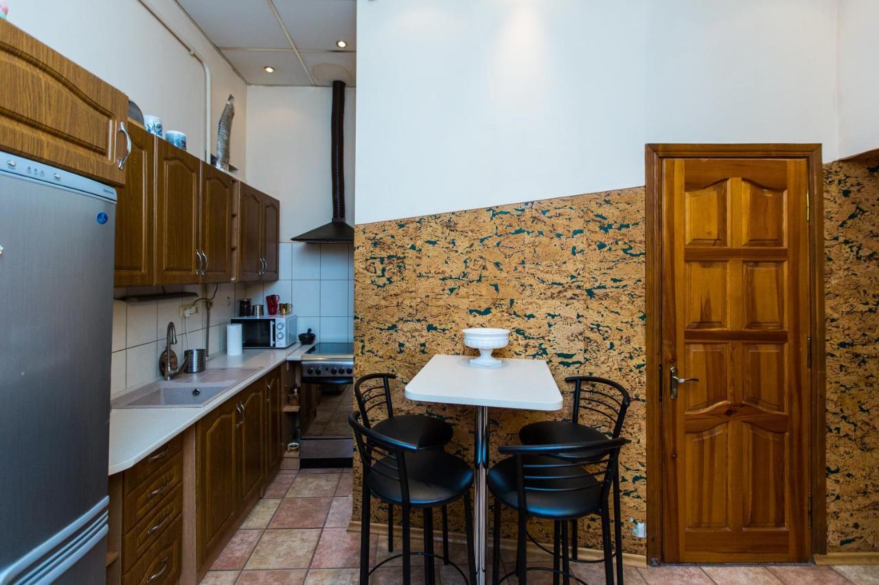 Apartment In The City Centre Leopoli Esterno foto
